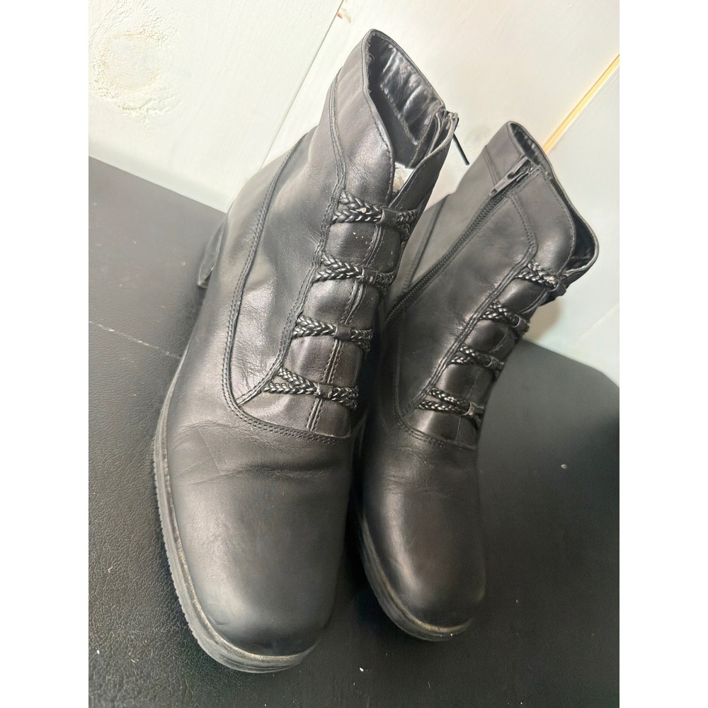Croft & Barrow Womens 9.5M Black Leather Donata Ankle Boots